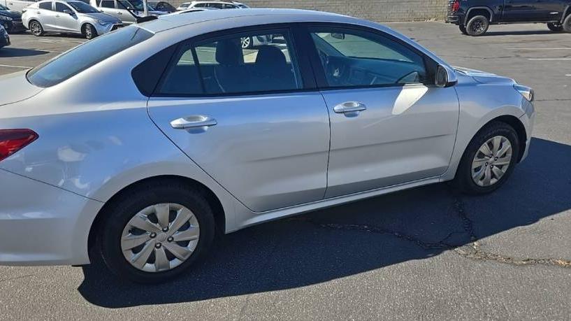 KIA RIO 2018 3KPA24AB3JE061373 image