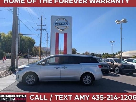 KIA SEDONA 2017 KNDMB5C10H6243040 image KIA SEDONA 2017 KNDMB5C10H6243040 image