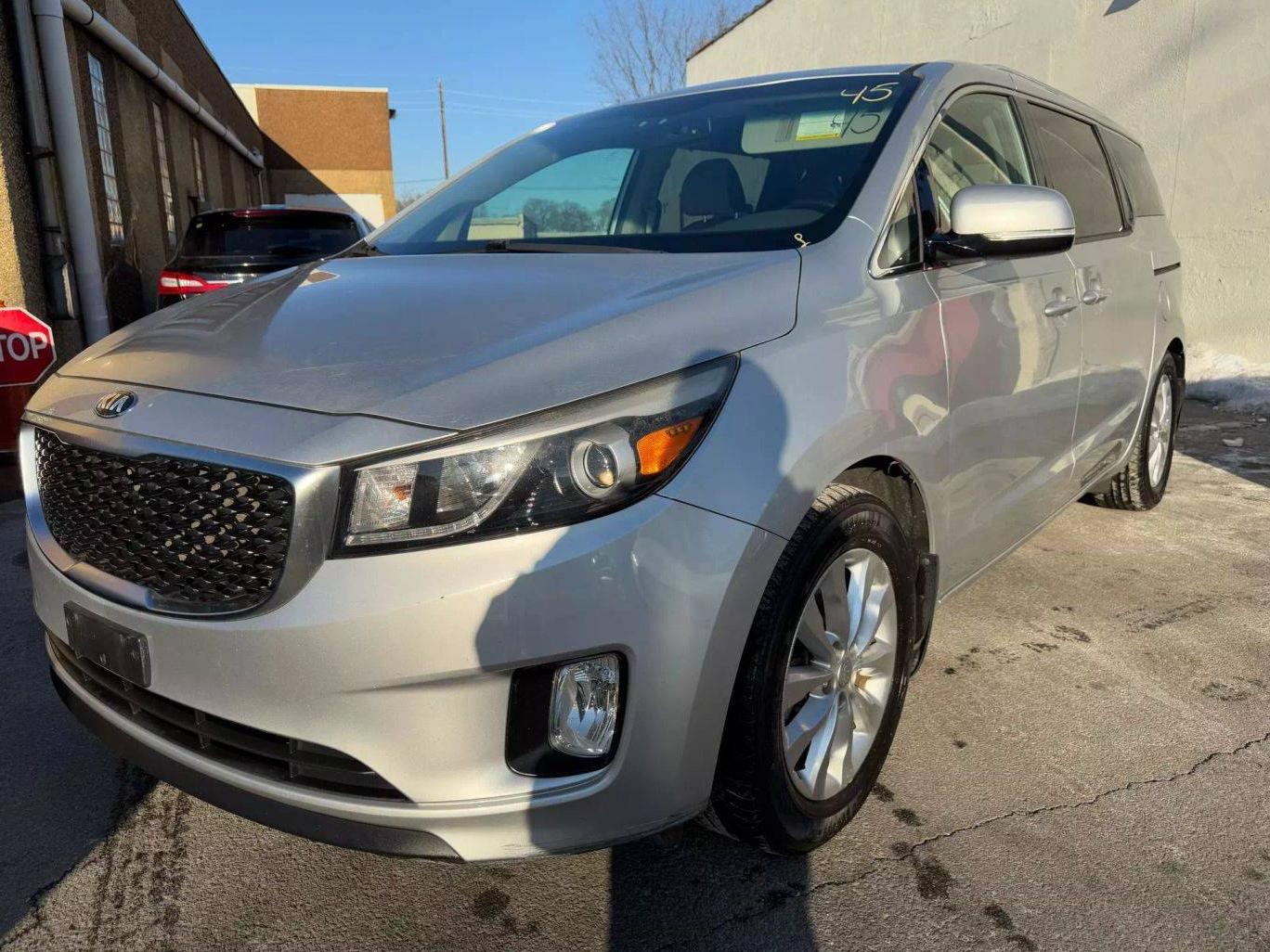 KIA SEDONA 2015 KNDMC5C18F6019945 image