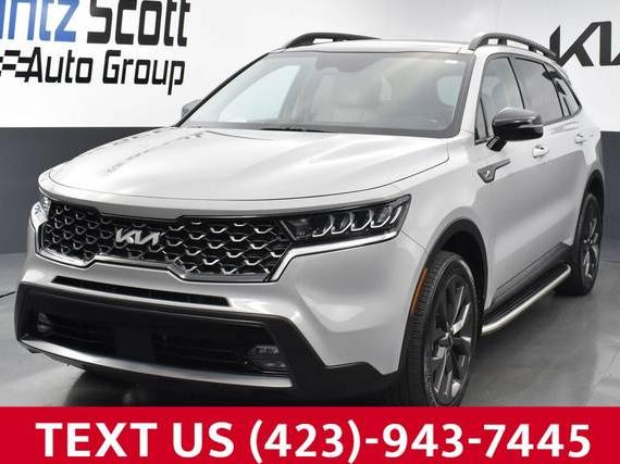 KIA SORENTO 2023 5XYRHDLF6PG185862 image