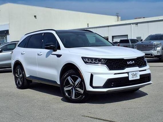 KIA SORENTO 2023 5XYRL4LC2PG240151 image