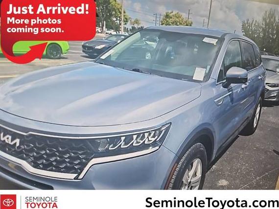 KIA SORENTO 2023 5XYRG4LC0PG185624 image