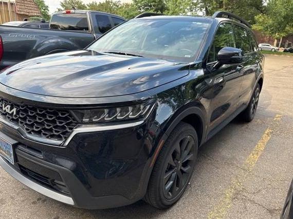 KIA SORENTO 2023 5XYRHDLF7PG224927 image