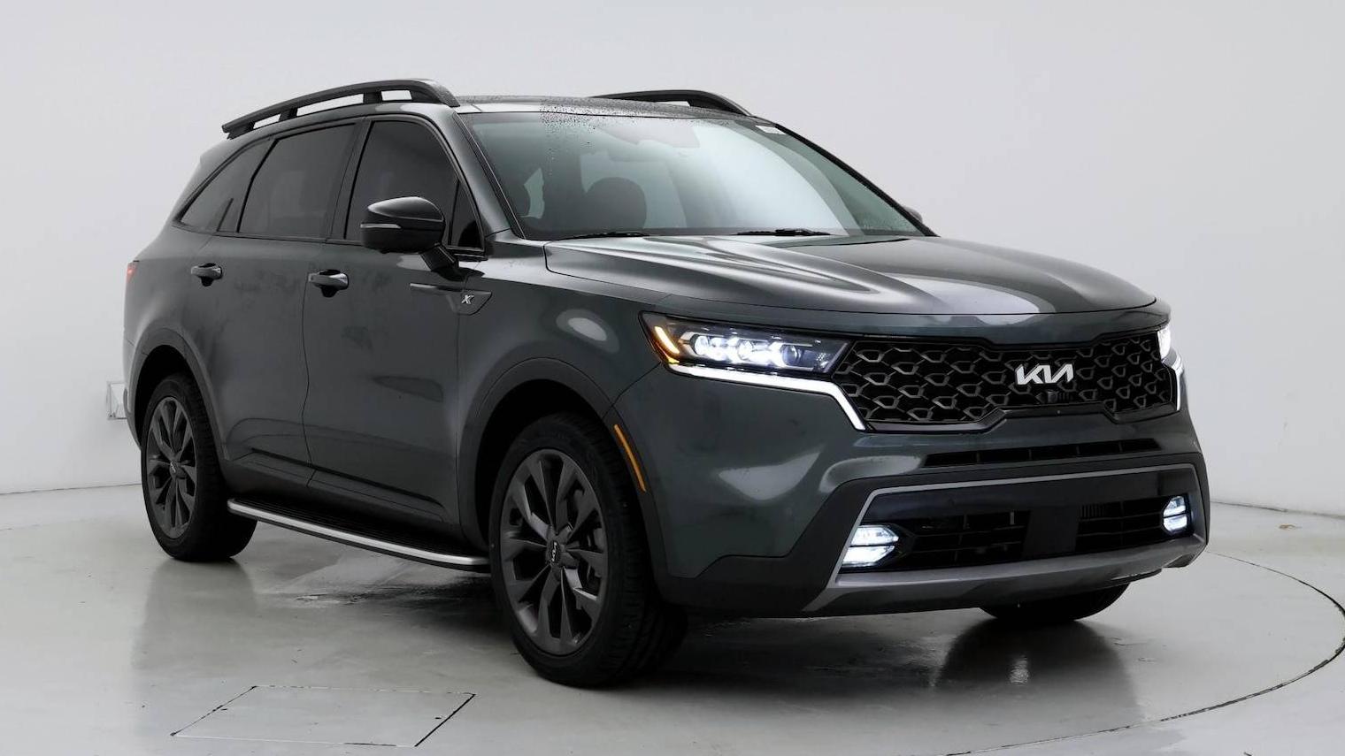 KIA SORENTO 2023 5XYRKDLF3PG188994 image