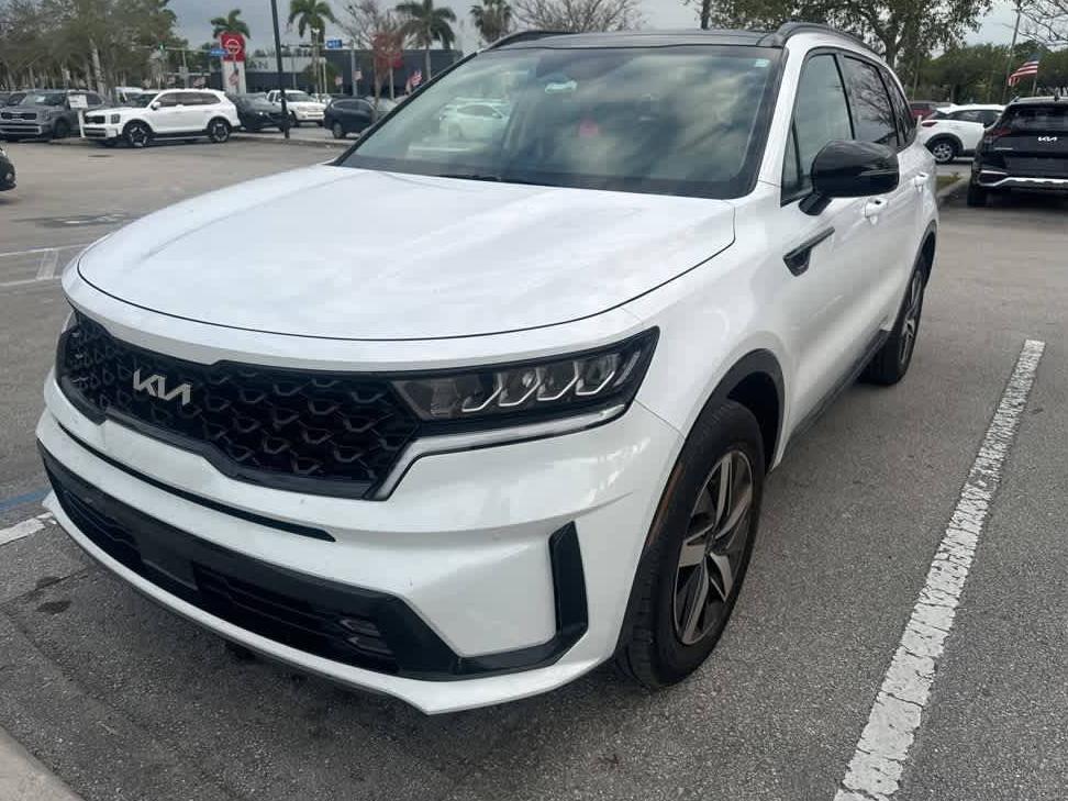 KIA SORENTO 2023 5XYRH4LF1PG209193 image