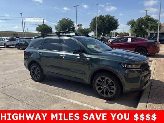 KIA SORENTO 2023 5XYRKDLF0PG214449 image