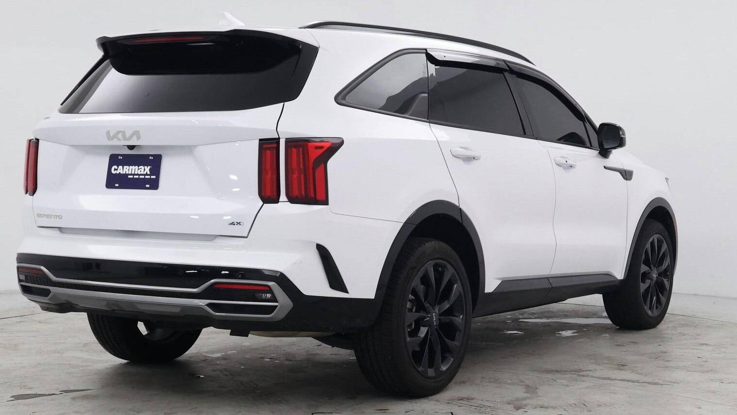 KIA SORENTO 2023 5XYRKDLF8PG172676 image