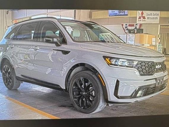 KIA SORENTO 2023 5XYRK4LF0PG221675 image