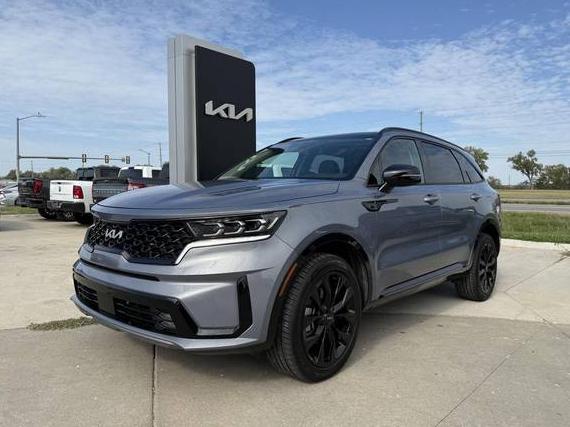 KIA SORENTO 2023 5XYRKDLF1PG183874 image
