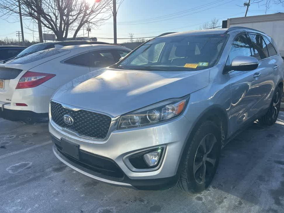 KIA SORENTO 2016 5XYPHDA18GG044936 image