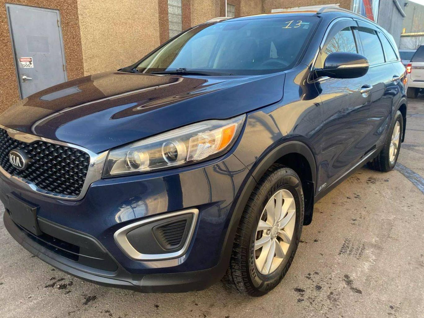 KIA SORENTO 2016 5XYPGDA35GG016113 image