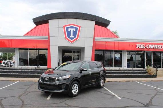 KIA SORENTO 2019 5XYPG4A34KG548347 image