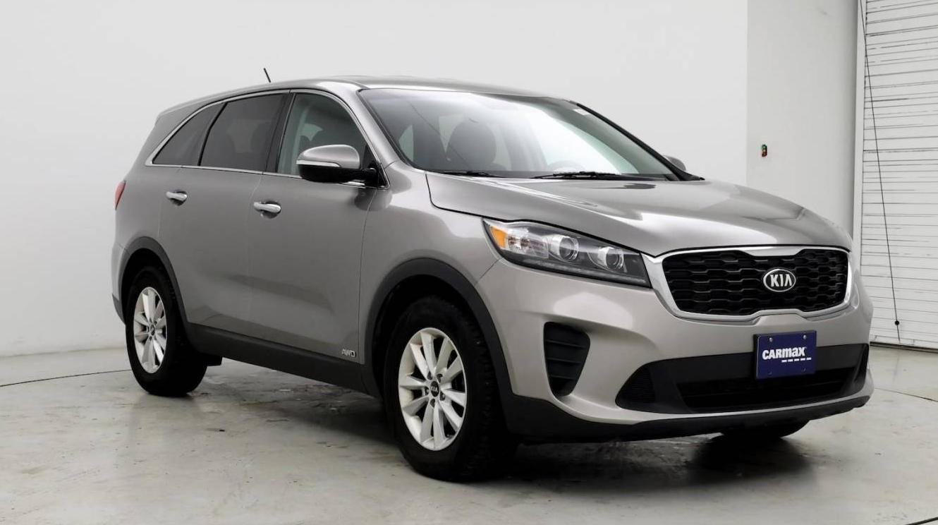 KIA SORENTO 2019 5XYPGDA50KG442740 image