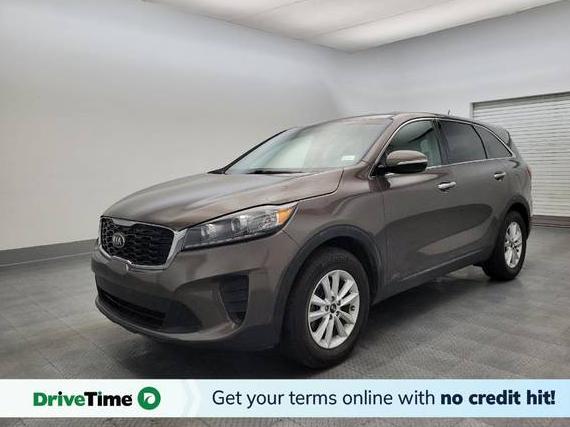 KIA SORENTO 2019 5XYPGDA38KG552188 image