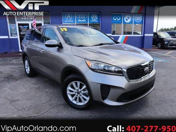 KIA SORENTO 2019 5XYPG4A5XKG447217 image KIA SORENTO 2019 5XYPG4A5XKG447217 image