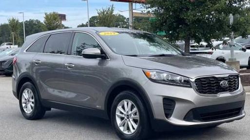 KIA SORENTO 2019 5XYPGDA58KG525249 image