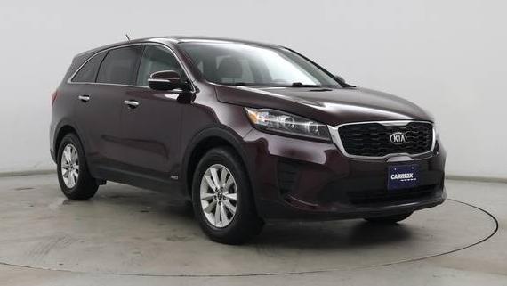 KIA SORENTO 2019 5XYPGDA35KG464991 image