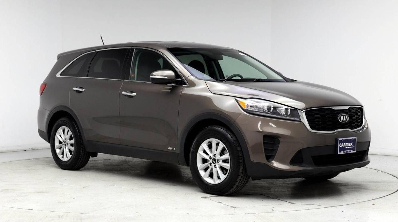 KIA SORENTO 2019 5XYPGDA53KG461279 image