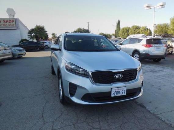 KIA SORENTO 2019 5XYPG4A50KG472899 image