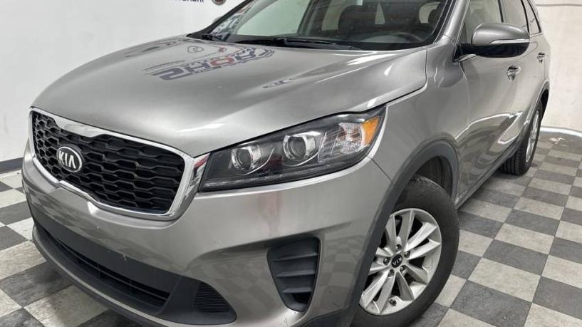 KIA SORENTO 2019 5XYPGDA57KG442119 image