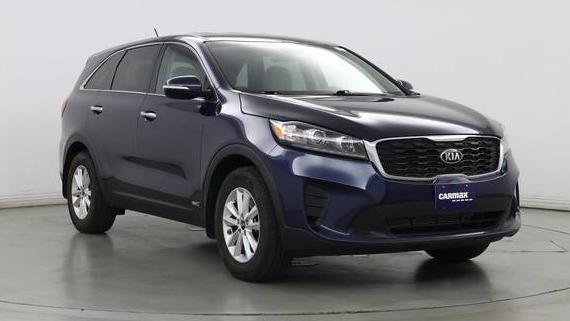 KIA SORENTO 2019 5XYPGDA39KG468770 image