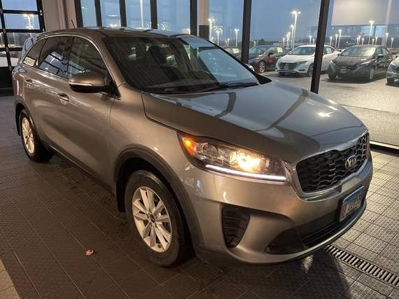 KIA SORENTO 2019 5XYPG4A32KG477116 image KIA SORENTO 2019 5XYPG4A32KG477116 image