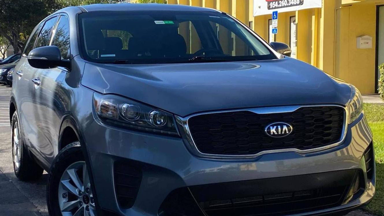 KIA SORENTO 2019 5XYPG4A3XKG604940 image