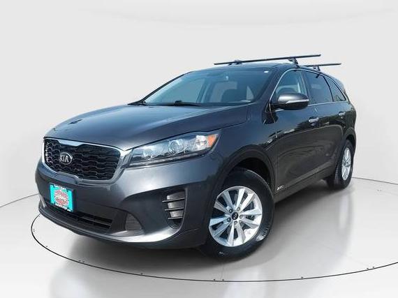 KIA SORENTO 2019 5XYPGDA35KG525109 image