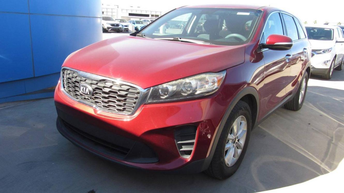 KIA SORENTO 2019 5XYPG4A50KG468464 image