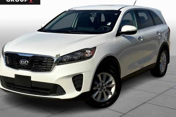 KIA SORENTO 2019 5XYPG4A33KG599872 image KIA SORENTO 2019 5XYPG4A33KG599872 image