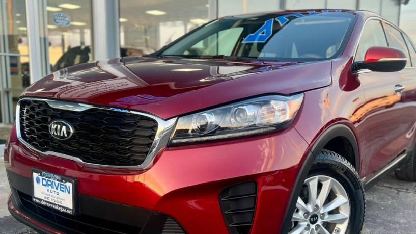 KIA SORENTO 2019 5XYPGDA56KG569802 image