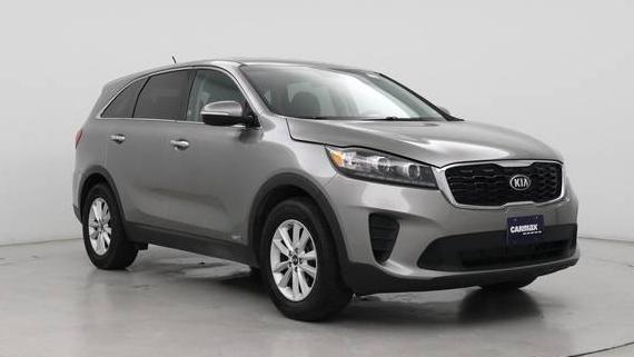 KIA SORENTO 2019 5XYPGDA58KG440637 image