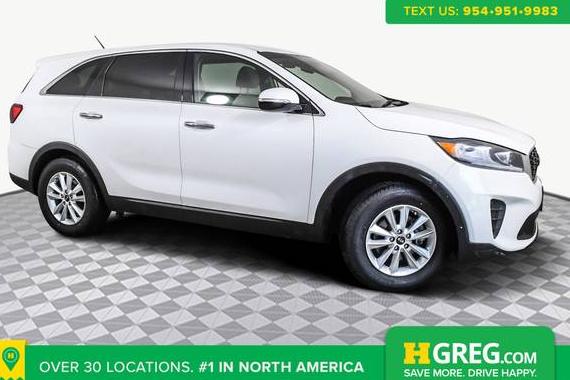 KIA SORENTO 2019 5XYPG4A3XKG511724 image