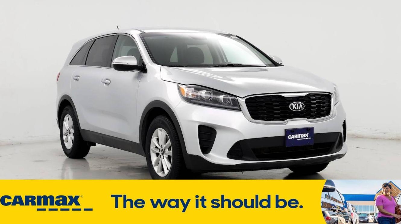 KIA SORENTO 2019 5XYPG4A54KG489303 image