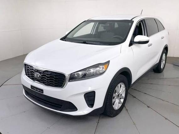 KIA SORENTO 2019 5XYPG4A5XKG559077 image