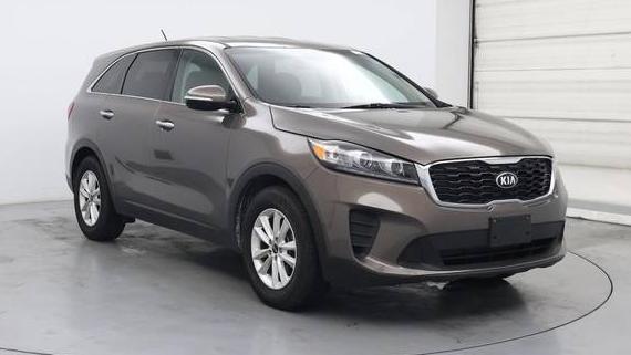 KIA SORENTO 2019 5XYPG4A50KG572453 image