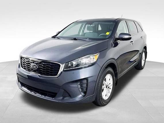 KIA SORENTO 2019 5XYPG4A35KG523327 image KIA SORENTO 2019 5XYPG4A35KG523327 image