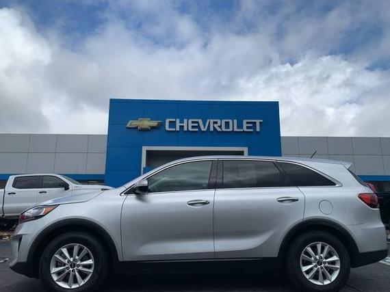 KIA SORENTO 2019 5XYPG4A34KG581817 image KIA SORENTO 2019 5XYPG4A34KG581817 image