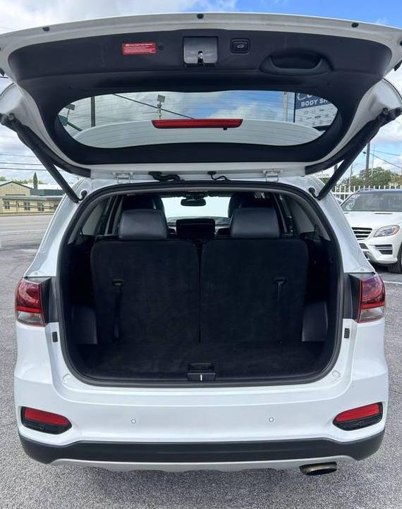 KIA SORENTO 2019 5XYPH4A58KG521845 image
