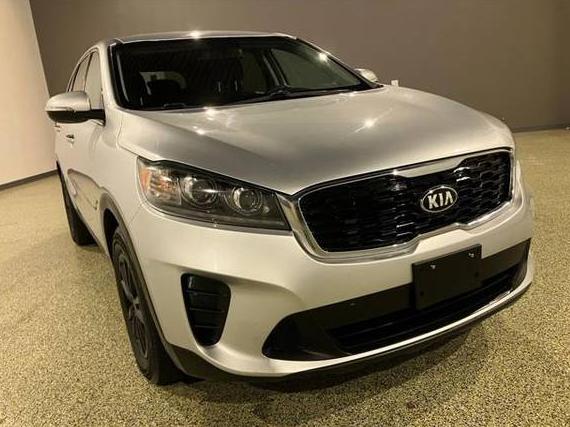 KIA SORENTO 2019 5XYPGDA54KG572312 image
