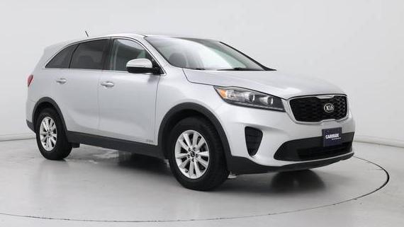KIA SORENTO 2019 5XYPGDA50KG486091 image