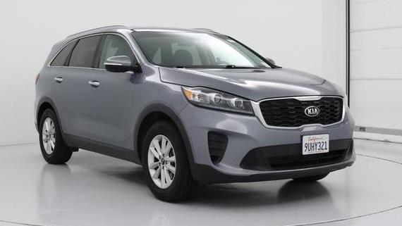 KIA SORENTO 2019 5XYPG4A30KG600900 image