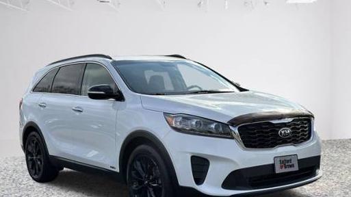 KIA SORENTO 2019 5XYPGDA54KG588719 image