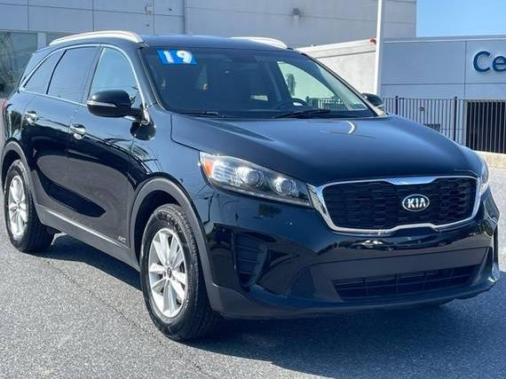 KIA SORENTO 2019 5XYPGDA39KG576869 image KIA SORENTO 2019 5XYPGDA39KG576869 image