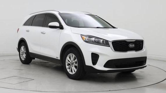 KIA SORENTO 2019 5XYPGDA52KG539616 image