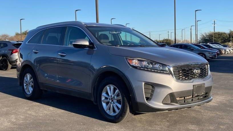 KIA SORENTO 2019 5XYPG4A37KG604006 image