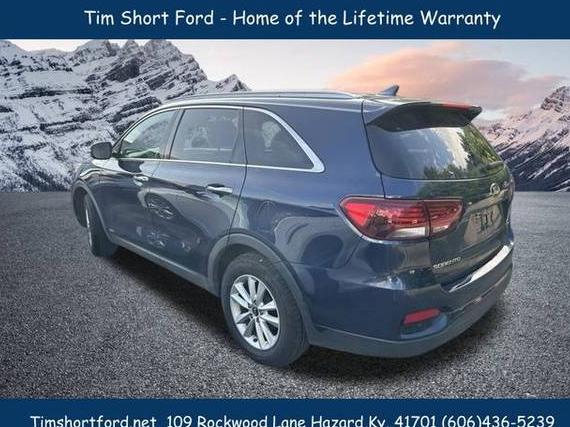 KIA SORENTO 2019 5XYPGDA33KG523679 image