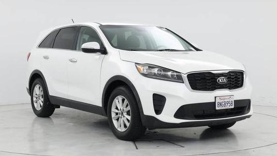 KIA SORENTO 2019 5XYPGDA53KG560751 image