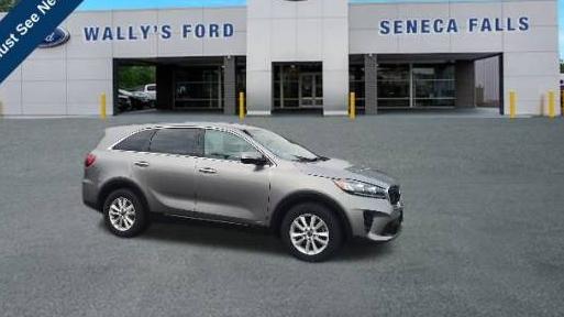 KIA SORENTO 2019 5XYPGDA59KG488972 image