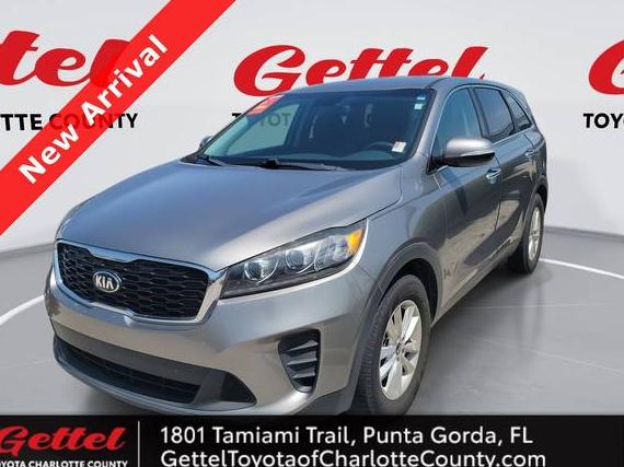 KIA SORENTO 2019 5XYPG4A3XKG551382 image
